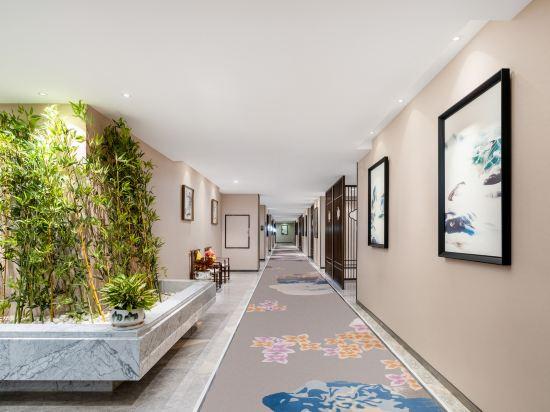 Foshan City Hotel 42/48