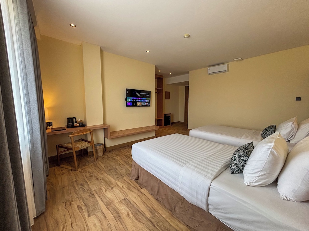1 BEDROOM, JUNIOR SUITE