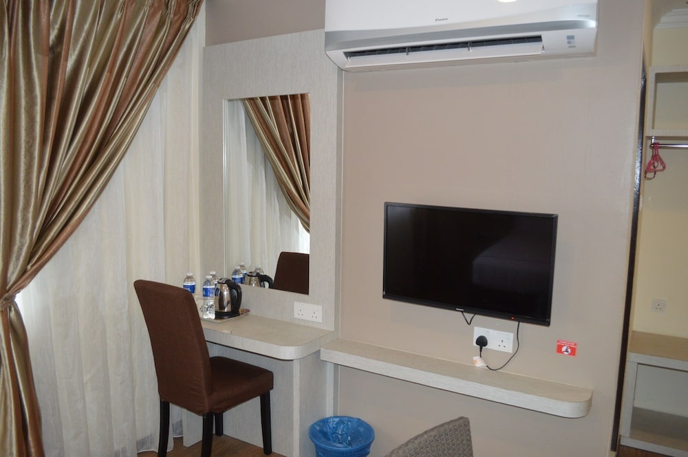 Angsoka Hotel Teluk Intan 24/30