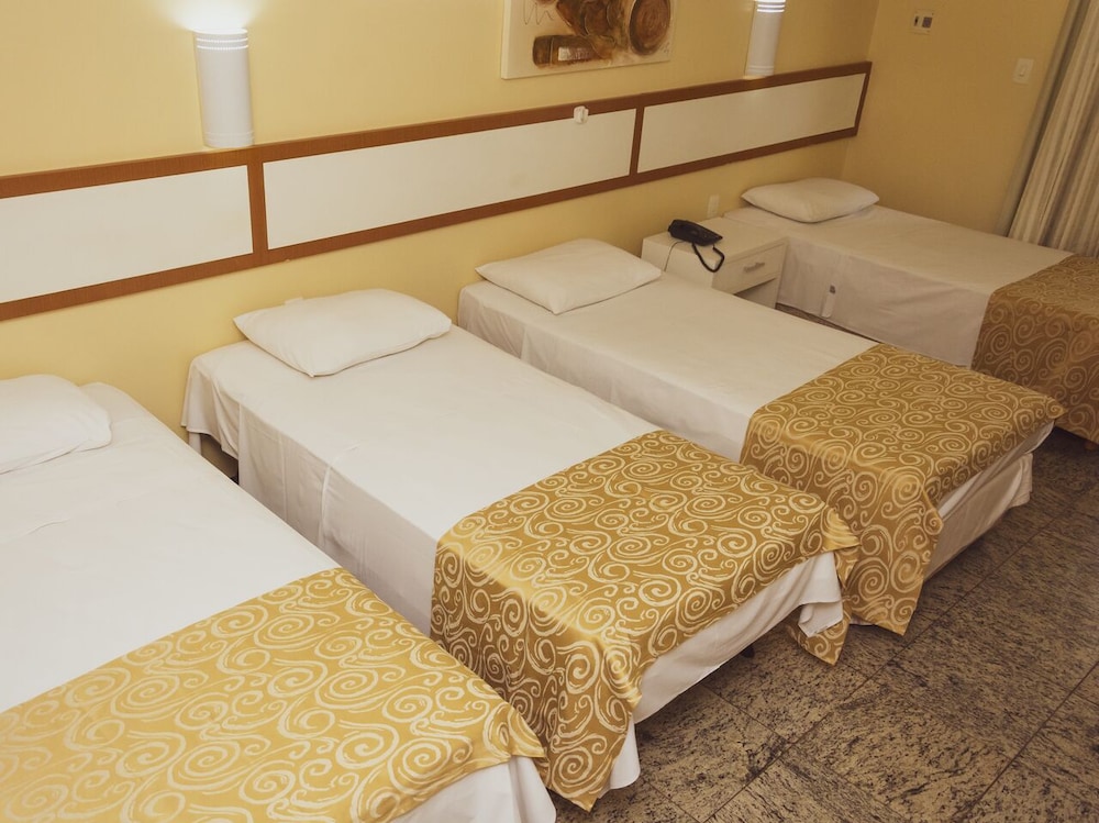 Costa Atlantico Hotel 24/46