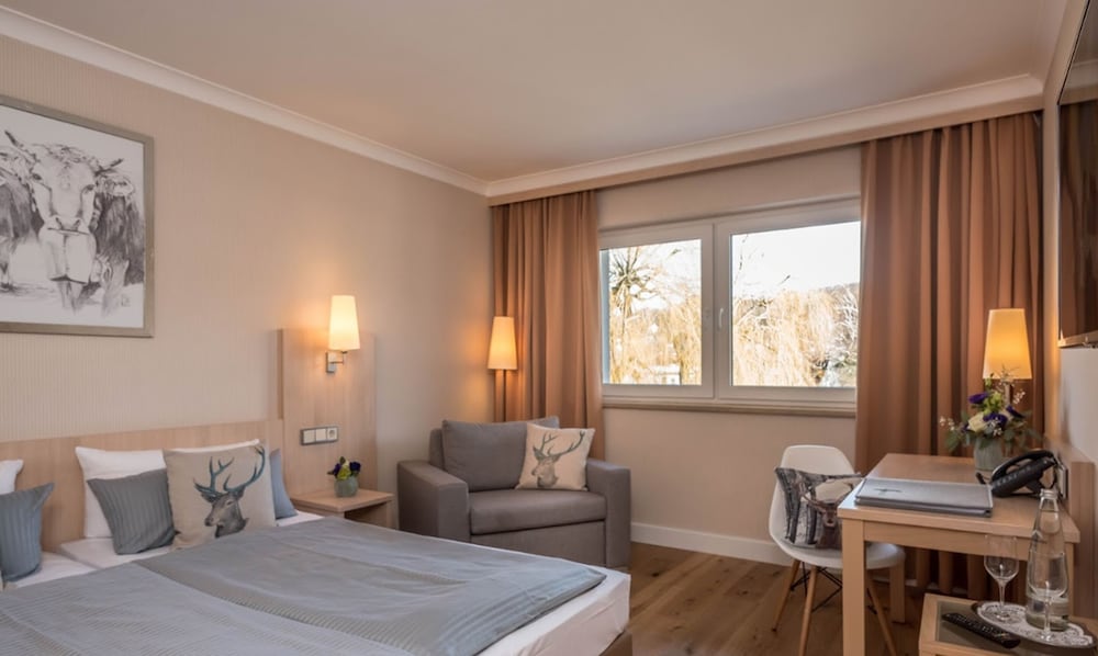 Ammersee-Hotel 10/50