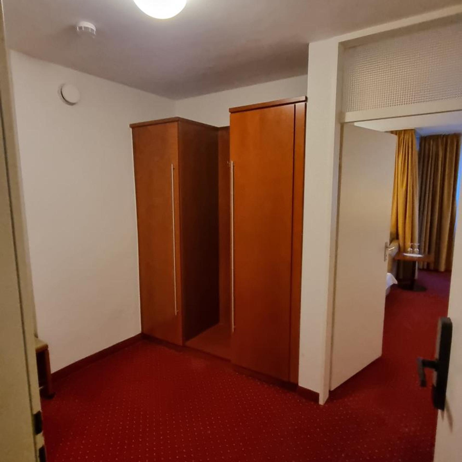 ROSENPARK LAURENSBERG HOTEL 26/45