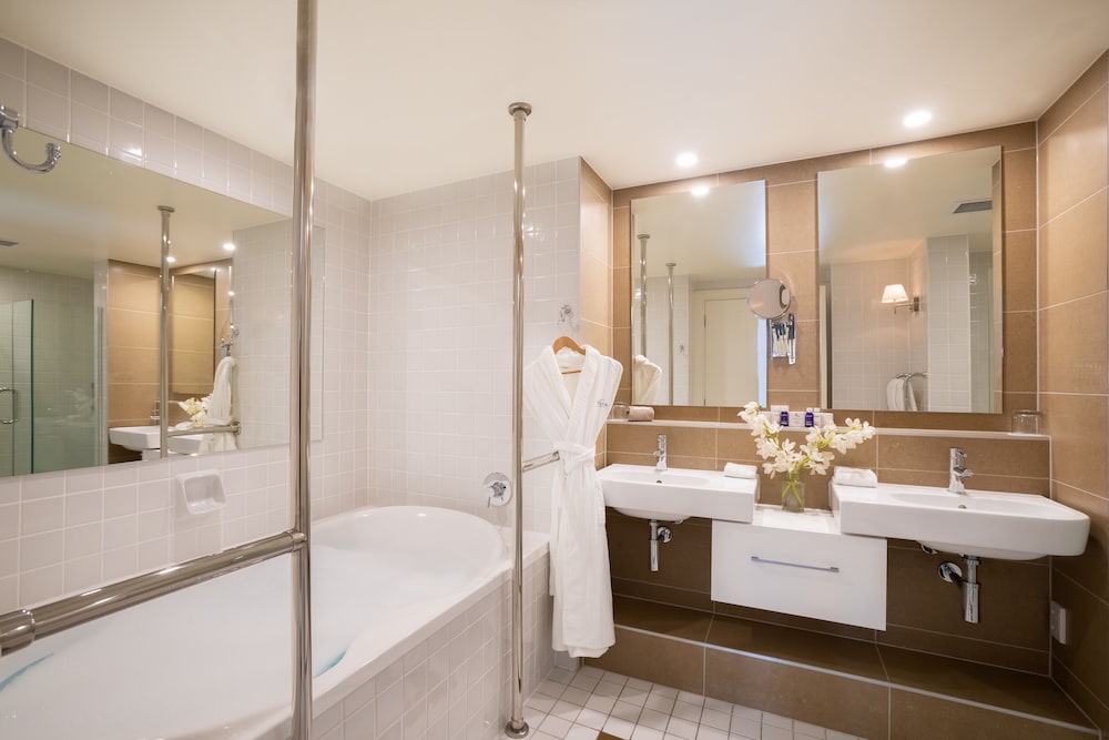 Millbrook Resort 50/50