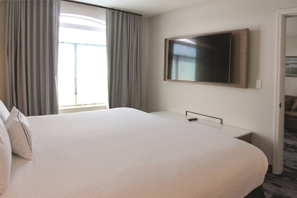Fairfield Inn Suites Charleston Airport Convention Center 14/45