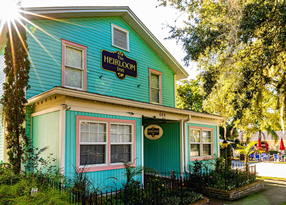 The Heirloom Inn 1/46