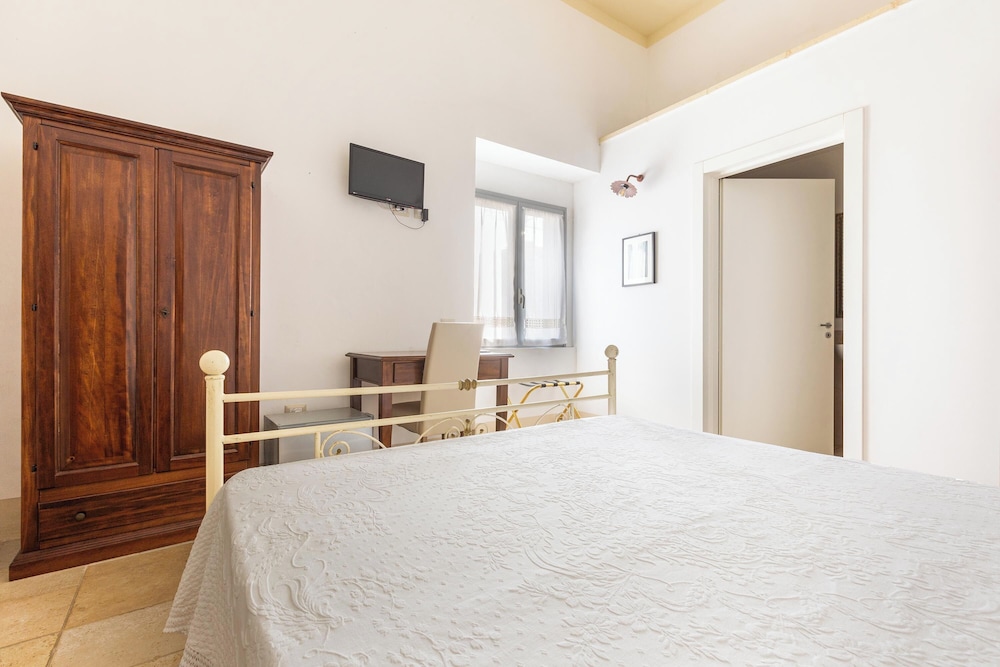 Palazzo San Giovanni 13/50