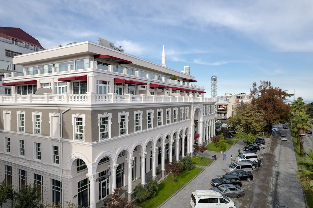 Le Port Apart Hotel in BATUMI