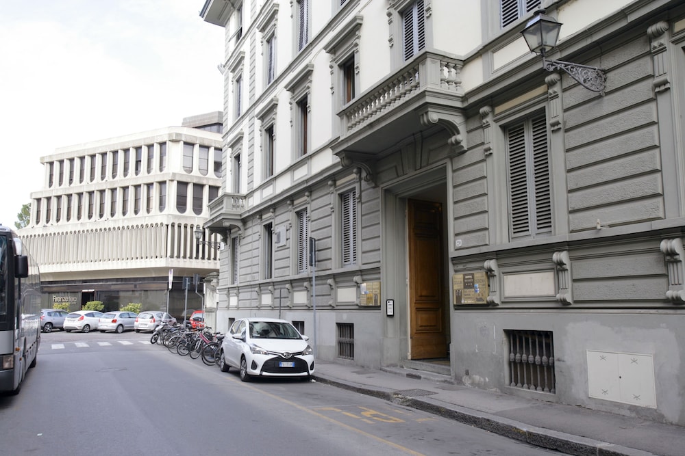 Hotel Desiree 57/62