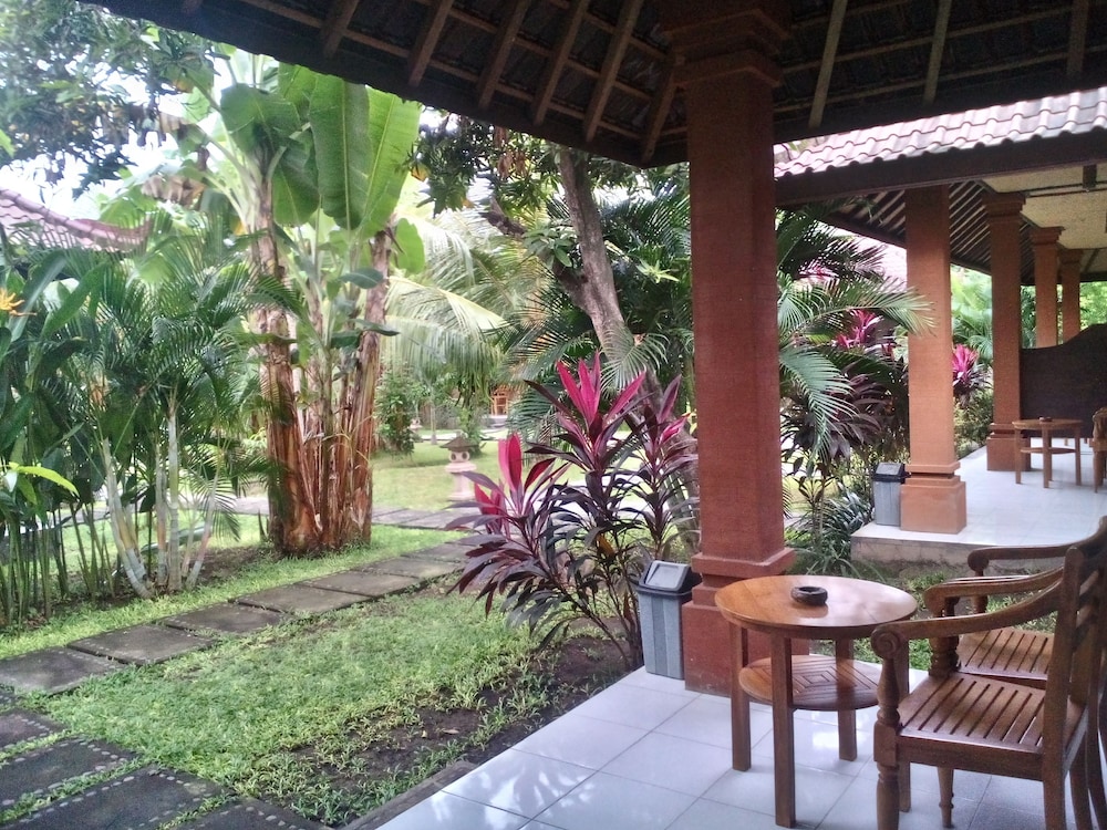Suka Sari Cottages 54/71