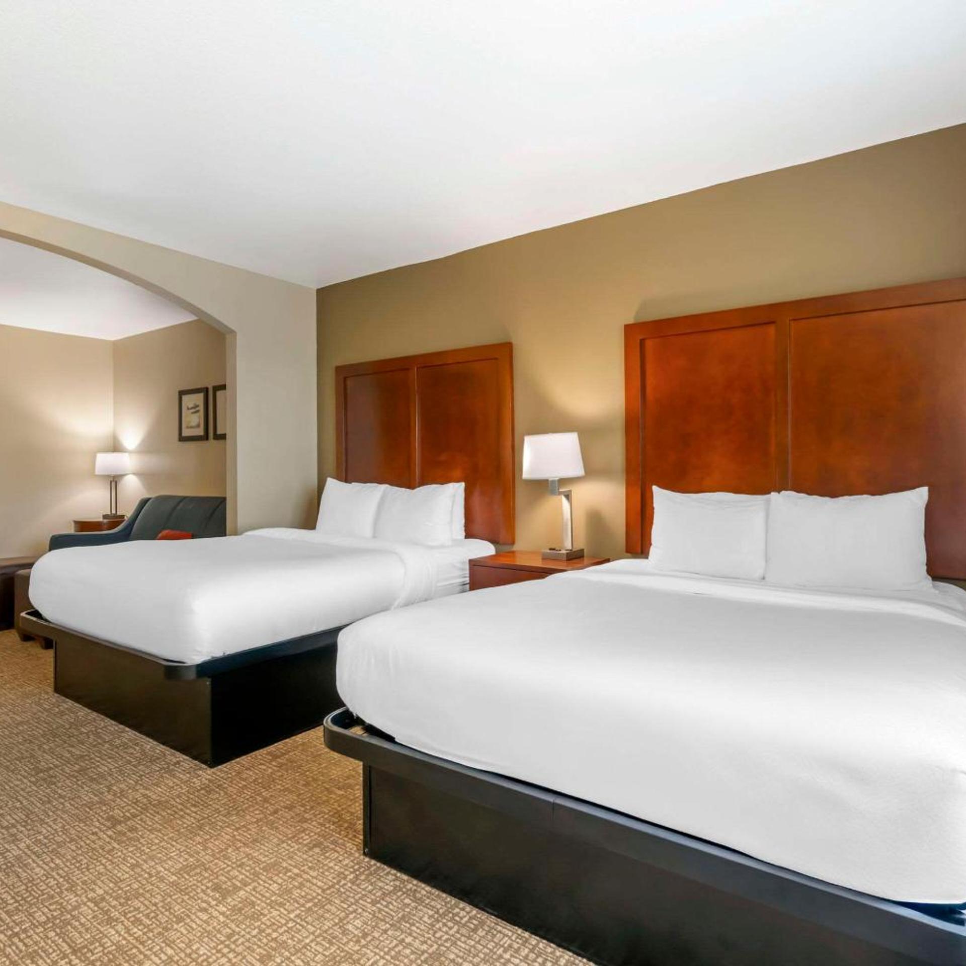 Suite, Queen Bed