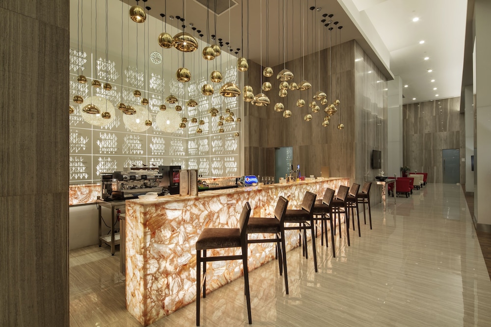The Sense De Luxe Hotel 37/50
