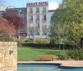 ABALYS HOTEL 42/46