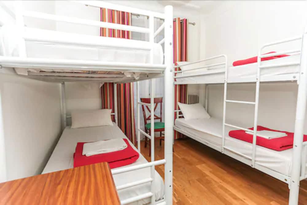 Avalon Cosy Hotel Paris Gare du Nord 24/50