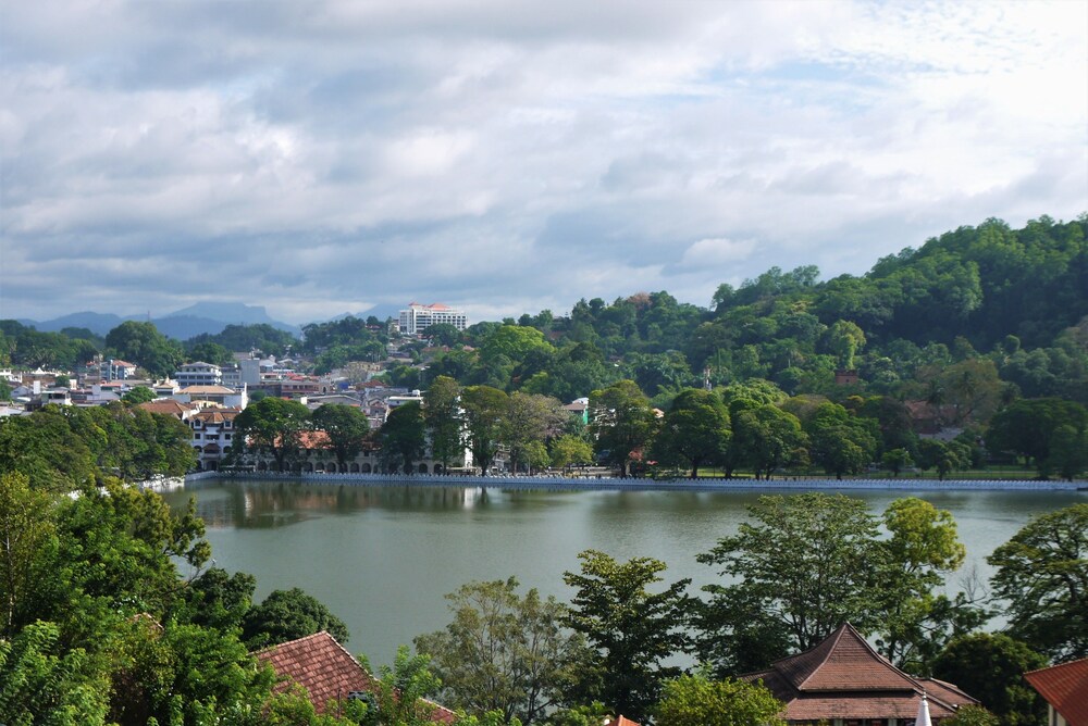 Heaven Seven Kandy 57/64