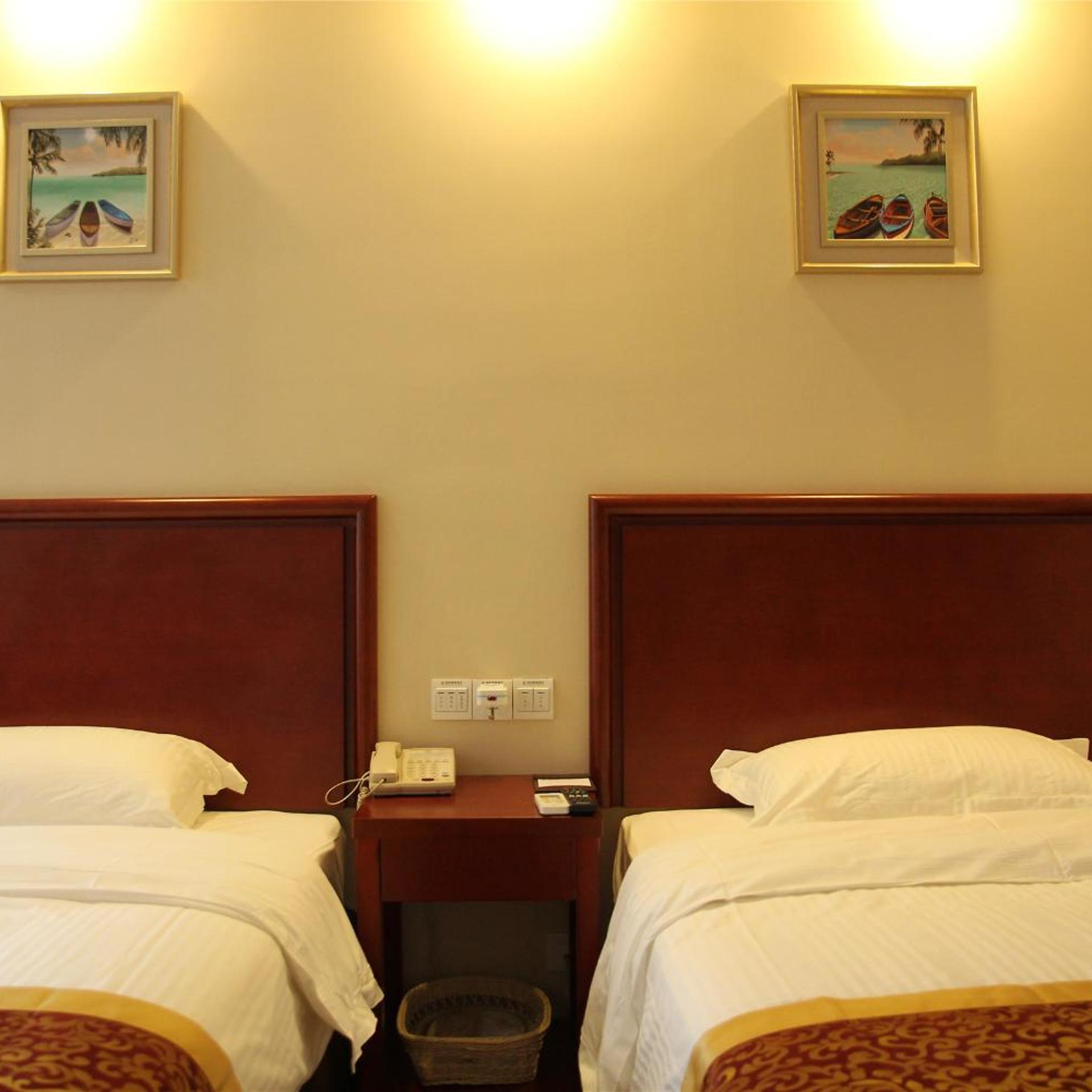 GreenTree Inn Jiangxi Yingtan Railway Station Square Business Hotel 40/58
