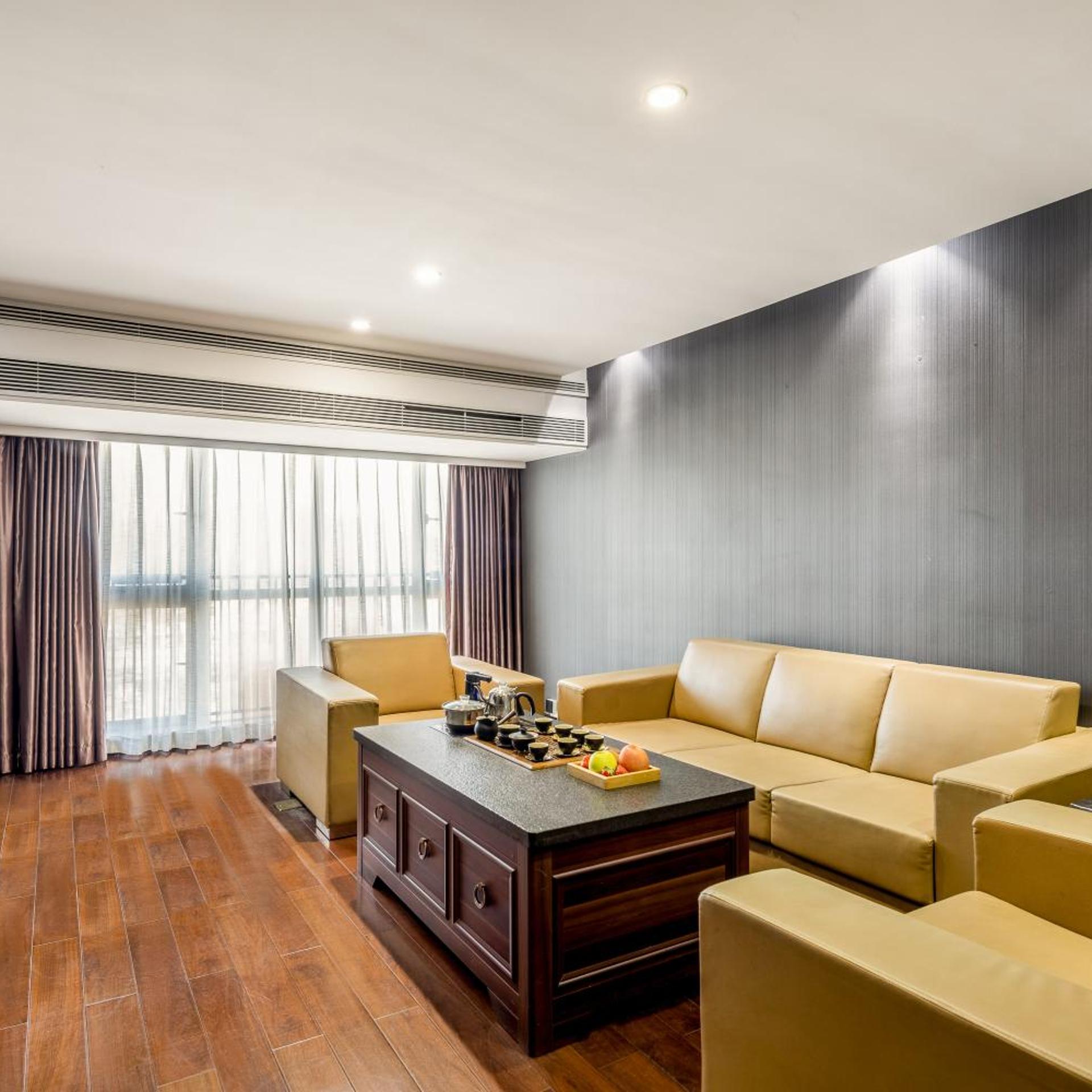 Zhonghao International Hotel 37/55