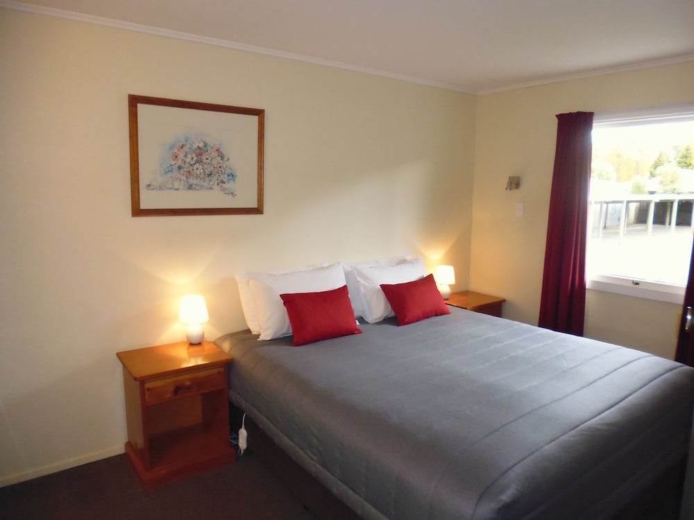 Spa Lodge Motel 13/49