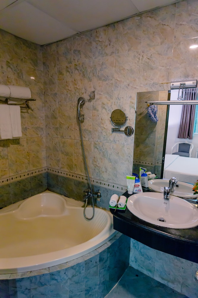 A25 Hotel - 22 Nguyen Cu Trinh 24/57