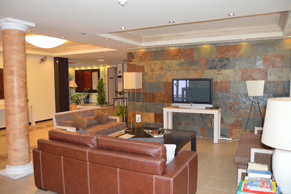 La Aldea Suites Hotel 9/50