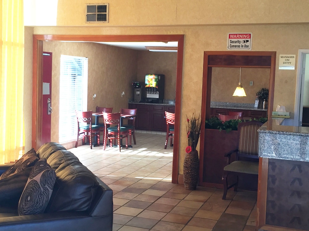 SureStay Plus Hotel by Best Western Sacramento North 23/32