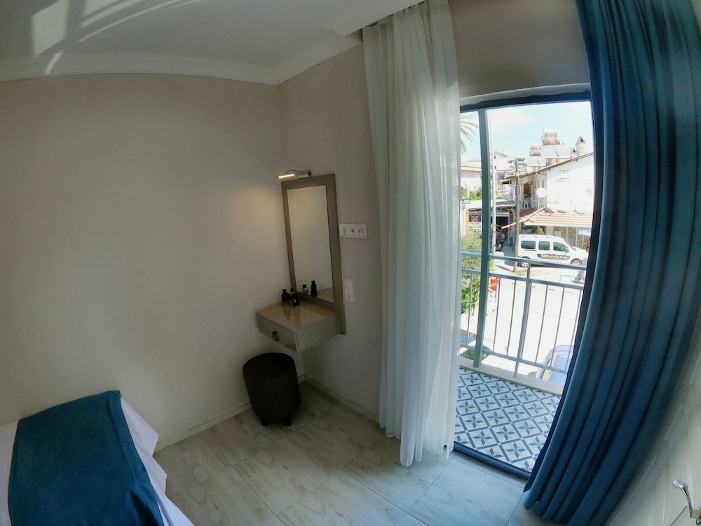 MirAlya Homes 24/24