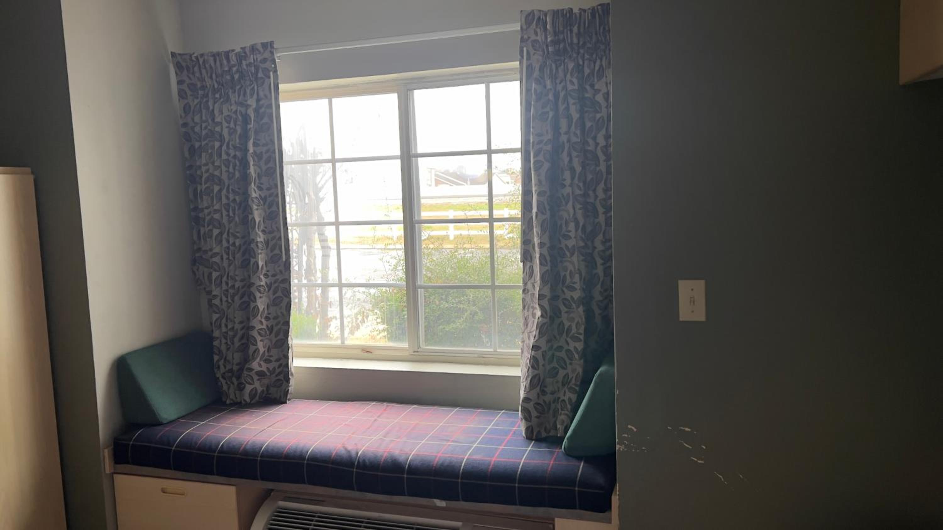 جناح بسرير كوين، Americas Best Value Inn & Suites Jackson, TN 3/5