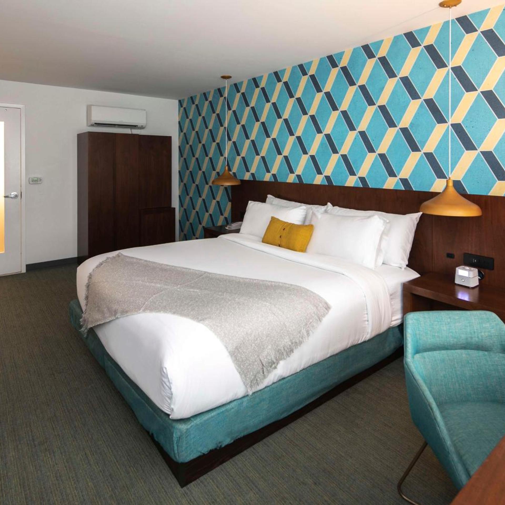 Interior, King Bed, No Window