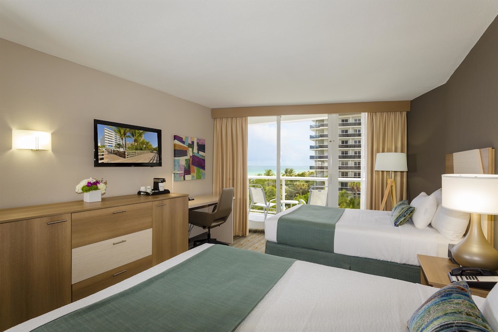Best Western Plus Atlantic Beach Resort 19/44