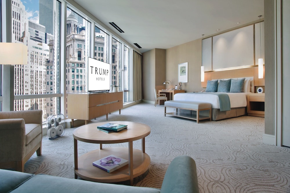 Trump International Hotel & Tower Chicago 56/84