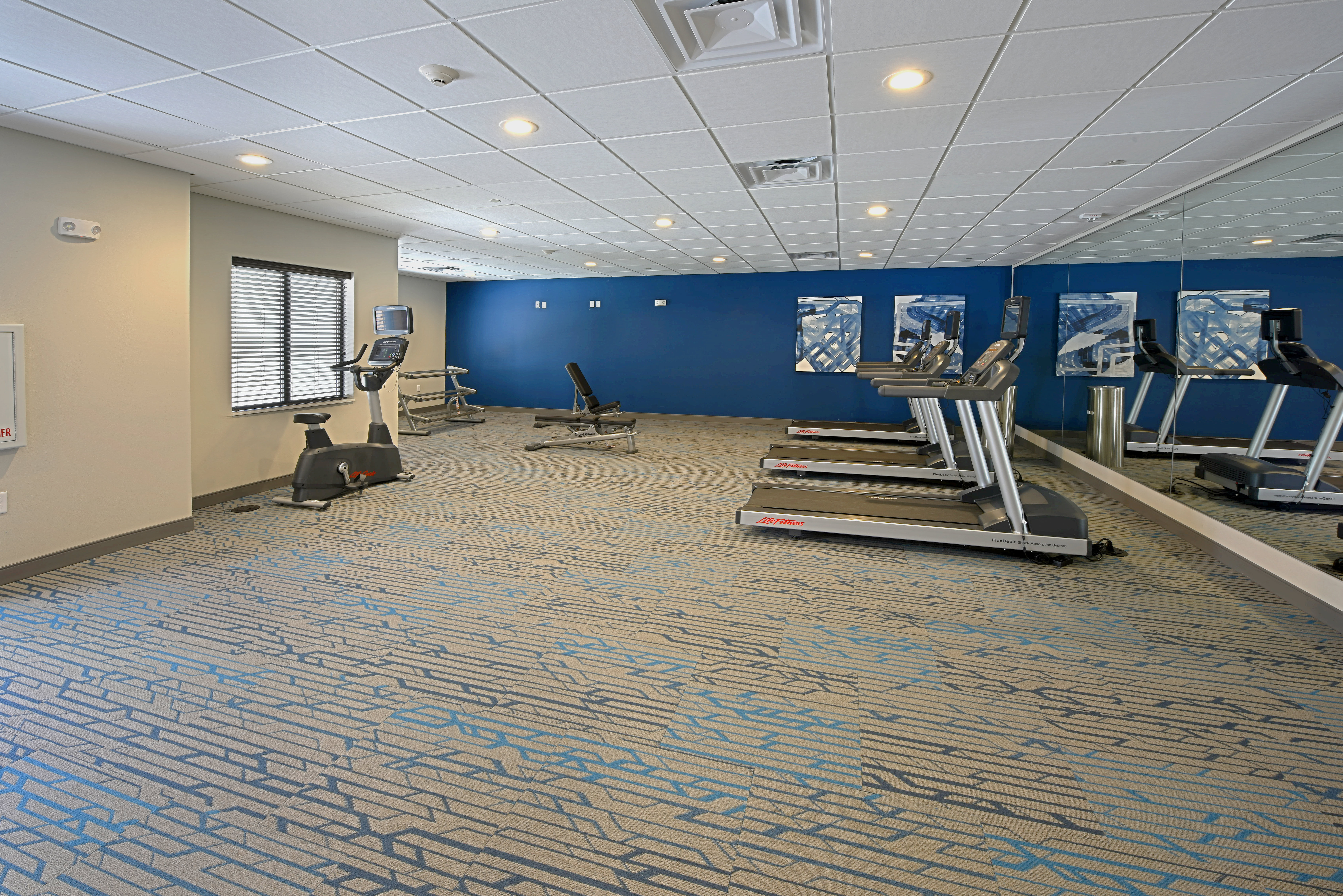 STAYBRIDGE SUITES LITTLE ROCK - MEDICAL CENTER 23/66