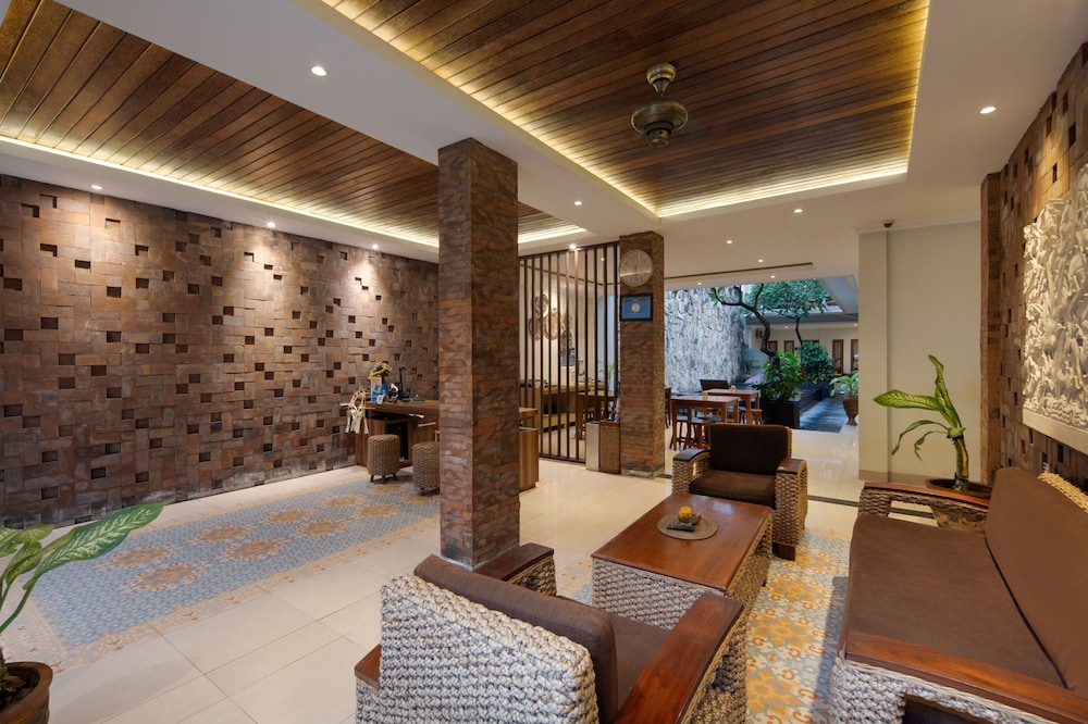 Angkul Angkul Segara Beach Kuta 10/21