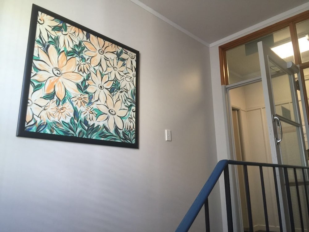 Parnell Pines Hotel 18/25