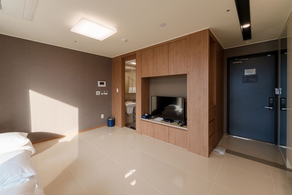 Hotel The Blue Terra Sokcho 38/50