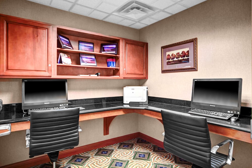 Hampton Inn Coldwater 24/40