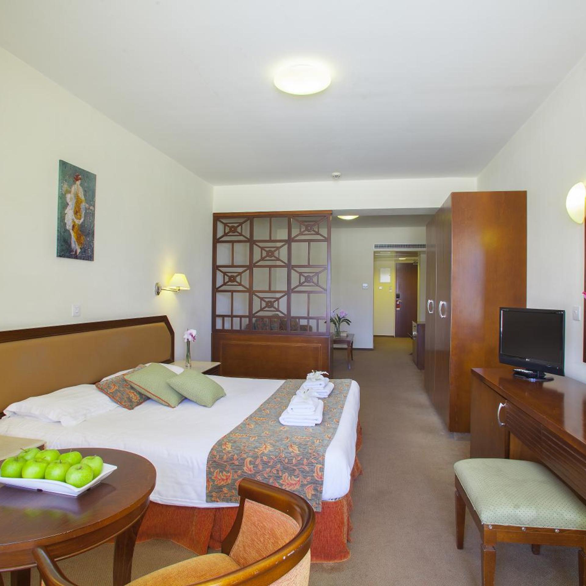 FAMILY SUITE INLAND VIEW