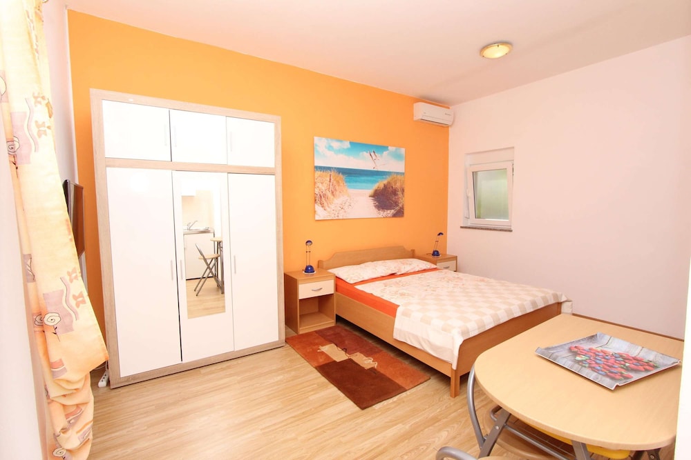 APARTMENT SENA 16/50