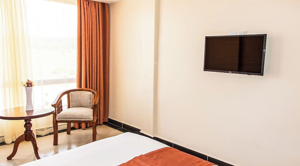 Astorian Grand Hotel 32/50
