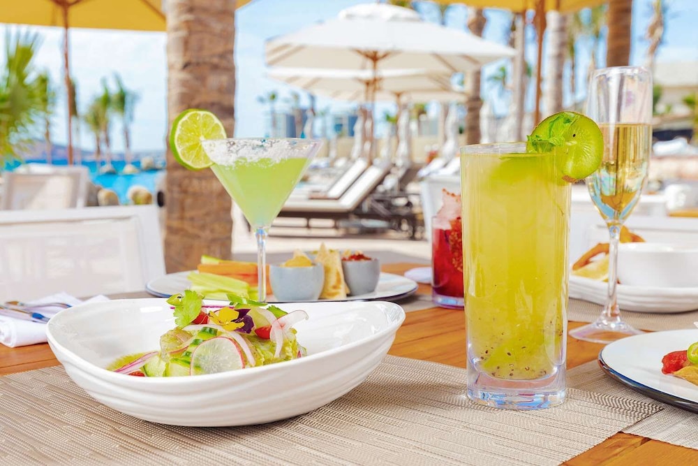 Villa La Valencia Beach Resort And Spa Los Cabos 46/50