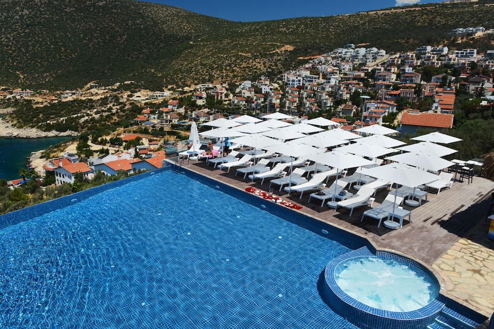 Kalamar Hotel 39/50