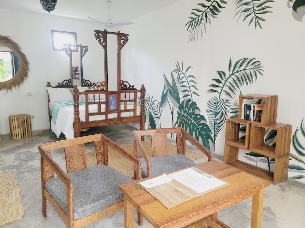 Garden Beach Bungalows 58/68
