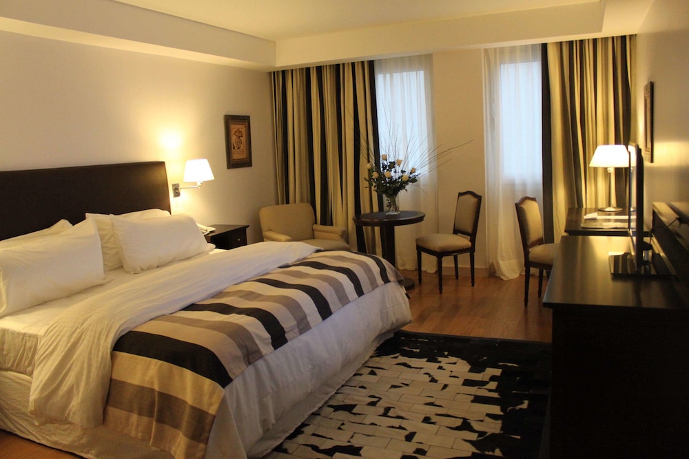 غرفة سوبيريور بسرير كينج، Hotel Club Frances 2/3