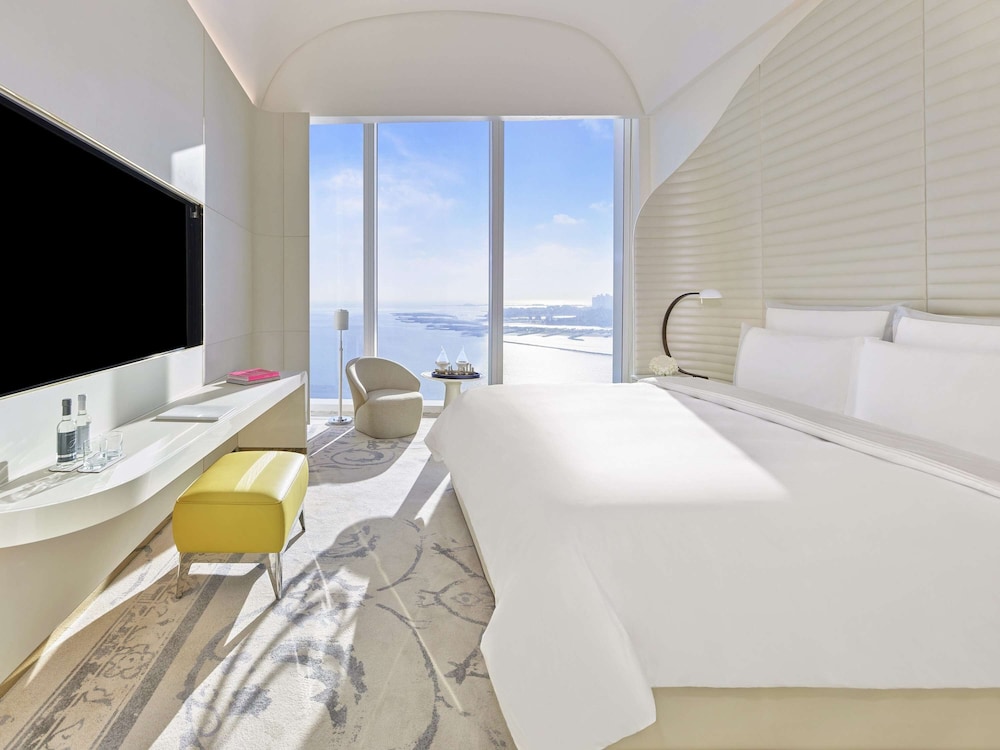 Fairmont, Double Bed, City View