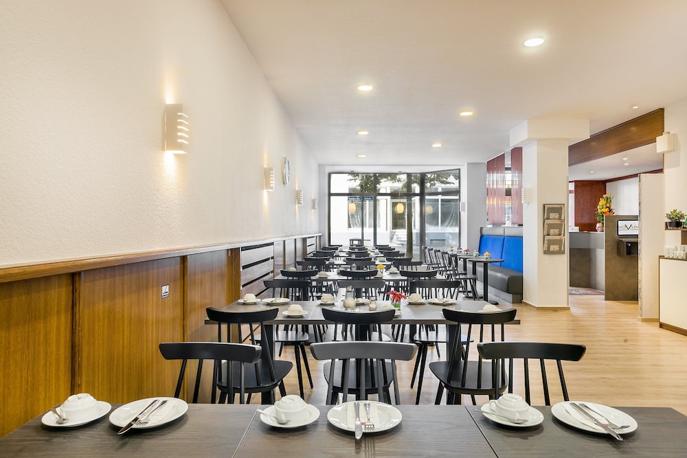 theAmbassador Hotel I Essen City 47/51
