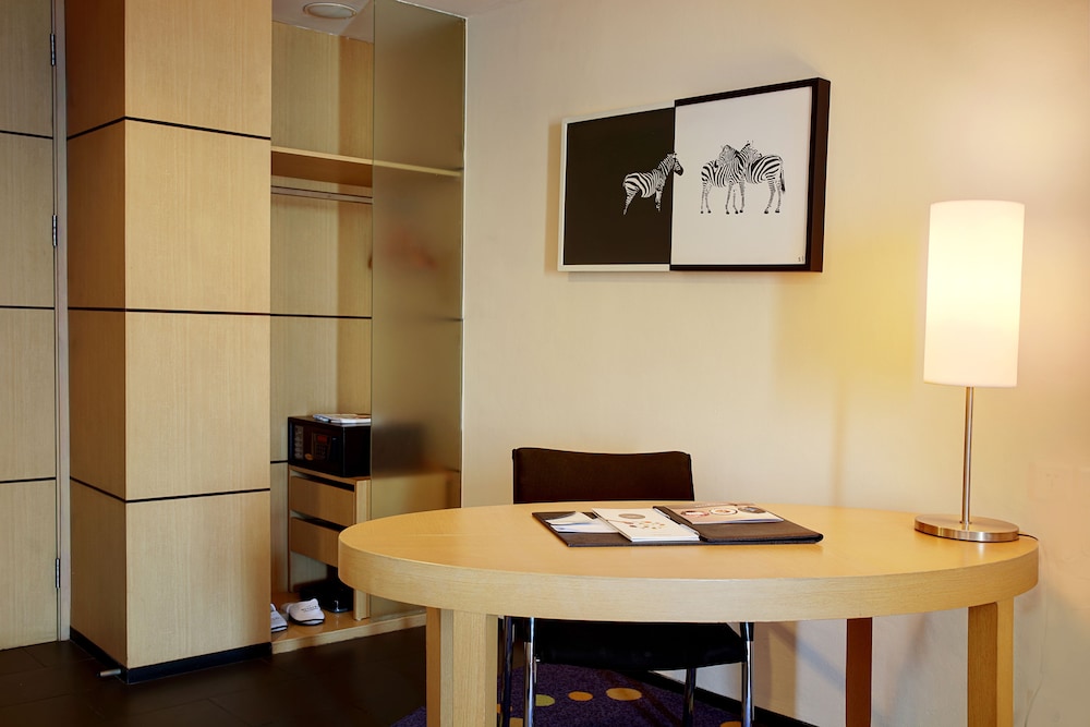 NOVOTEL BANDUNG 60/73