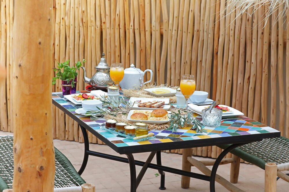 Riad Al Badia 38/50