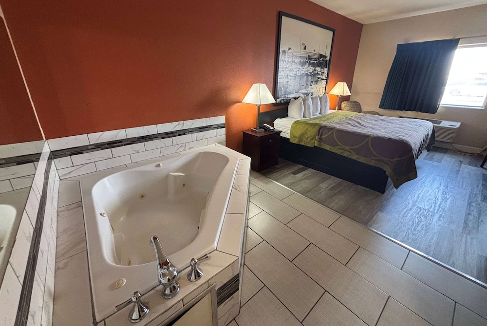 Super 8 By Wyndham Pontoon Beach Il St Louis Mo Area 28/29
