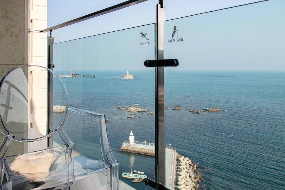 Best Louis Hamilton Hotel Ocean Terrace 28/34
