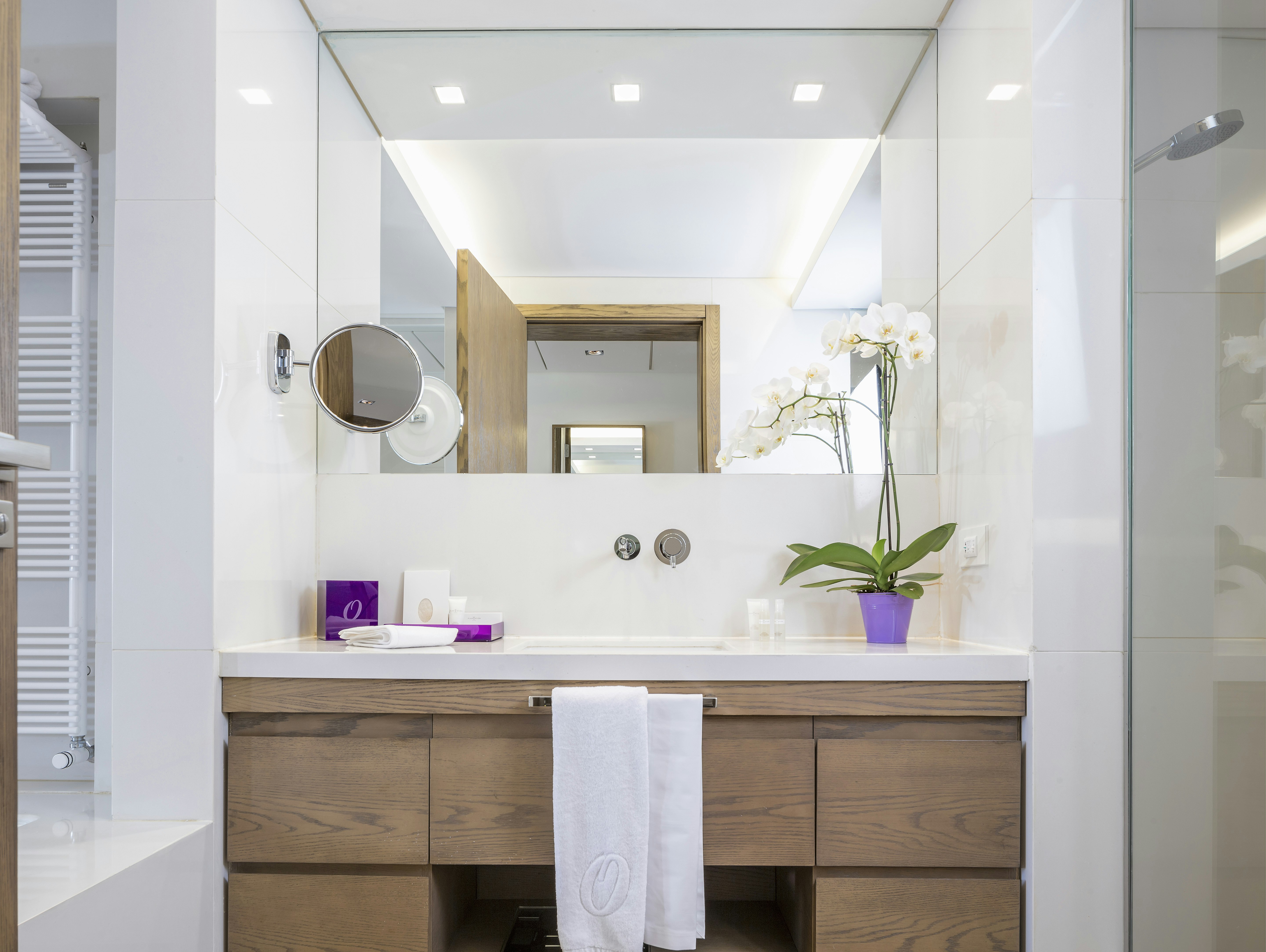O Monot Luxury Boutique Hotel 67/67