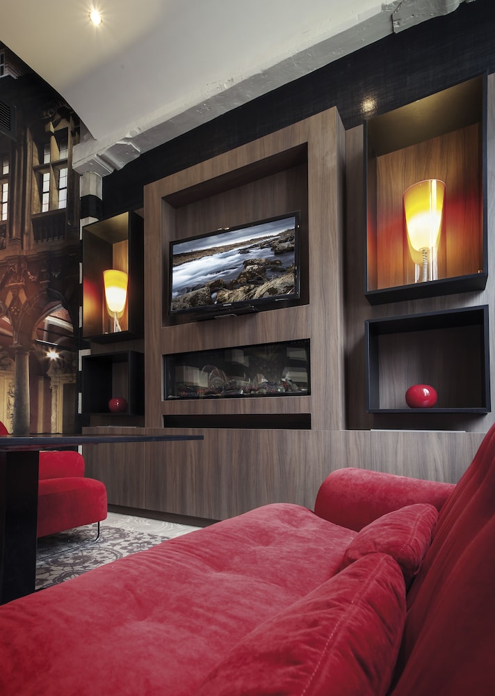 Mercure Lille Centre Grand Place 44/70