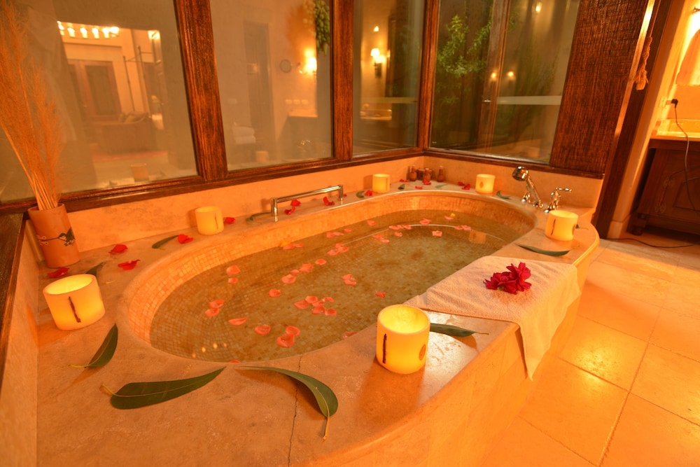 Belmond Las Casitas 17/50